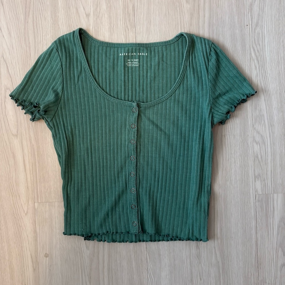 🛍AMERICAN EAGLE ribbed cropped t-shirt